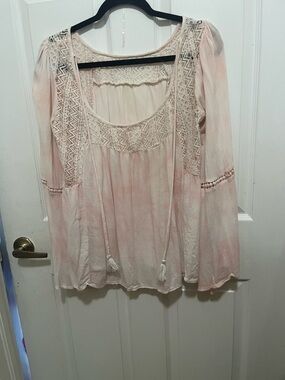 Women's Embroidered Scoop-Neck Peasant Blouse — Light Pink